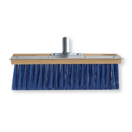 POSEBNA METLA IN STRGALO ZA LED